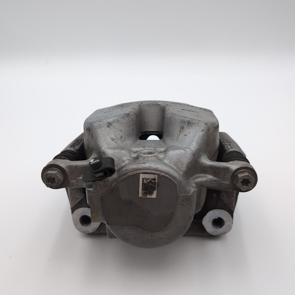 2019 - 2024 BMW G20 G01 330i X3 Front Right Brake Caliper OEM 53390A