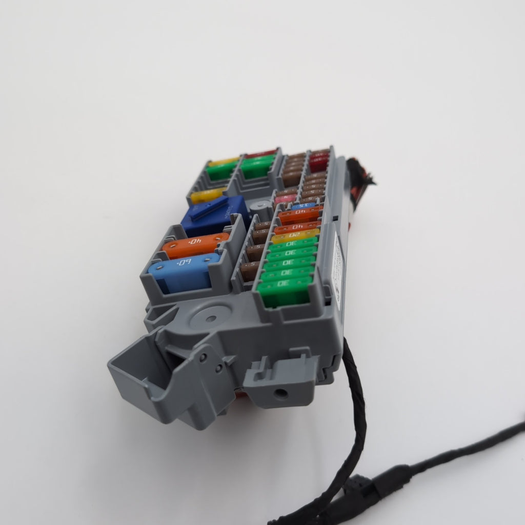 2019 - 2026 BMW X5 X6 X7 XM G20 G26 G42 G87 M3 Front Power Distribution Fuse Box