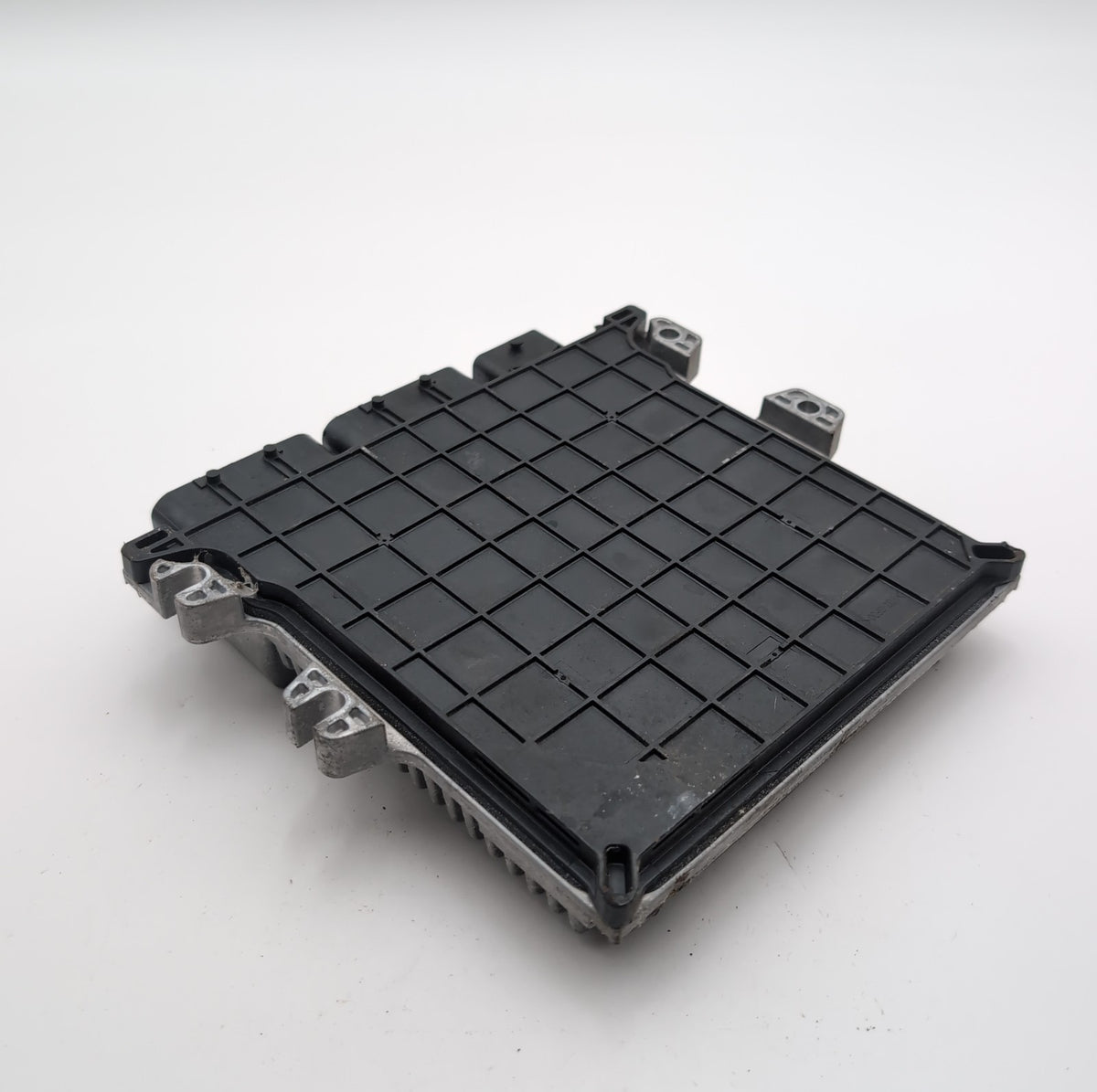 2018 2019 Nissan Pathfinder Engine Computer Control Module NEC035-004