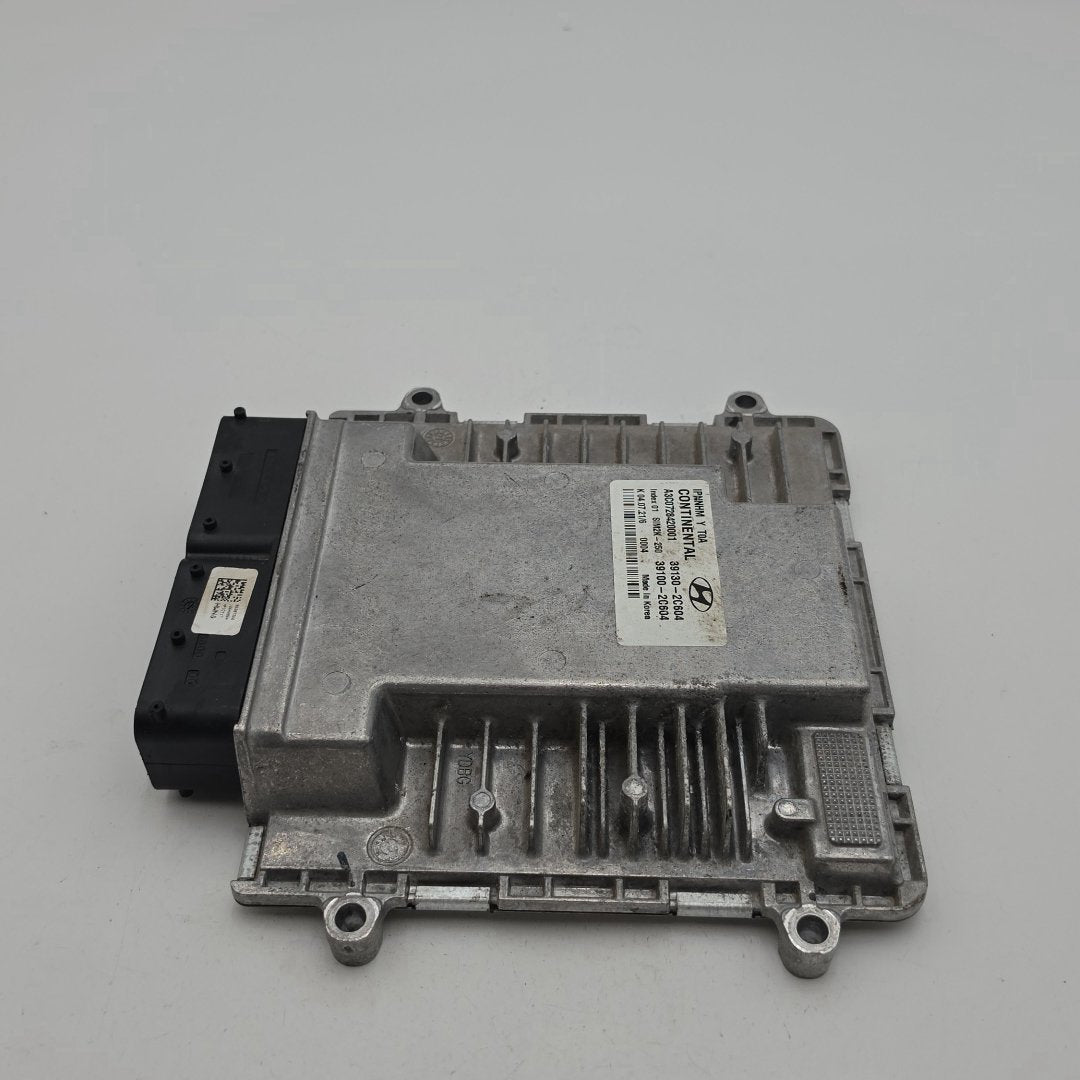 2022 2023 Hyundai Genesis G70 2.0 Engine Computer Control Module ECU 39130-2C604