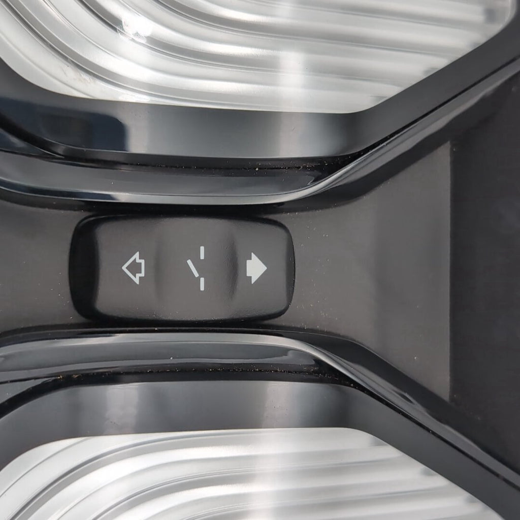 2021 - 2026 BMW 3 4 5 X3 X4 X5 X6 Front Overhead Console Dome Light 5B6C612
