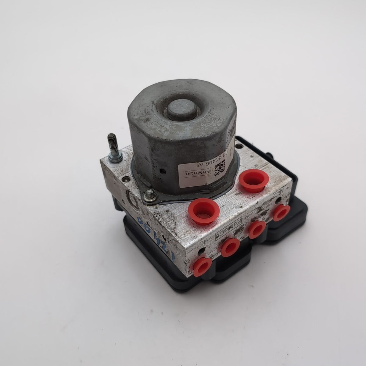 2013 2014 Ford Taurus ABS Anti Lock Brake Pump Control Unit DG13-2C405-AF