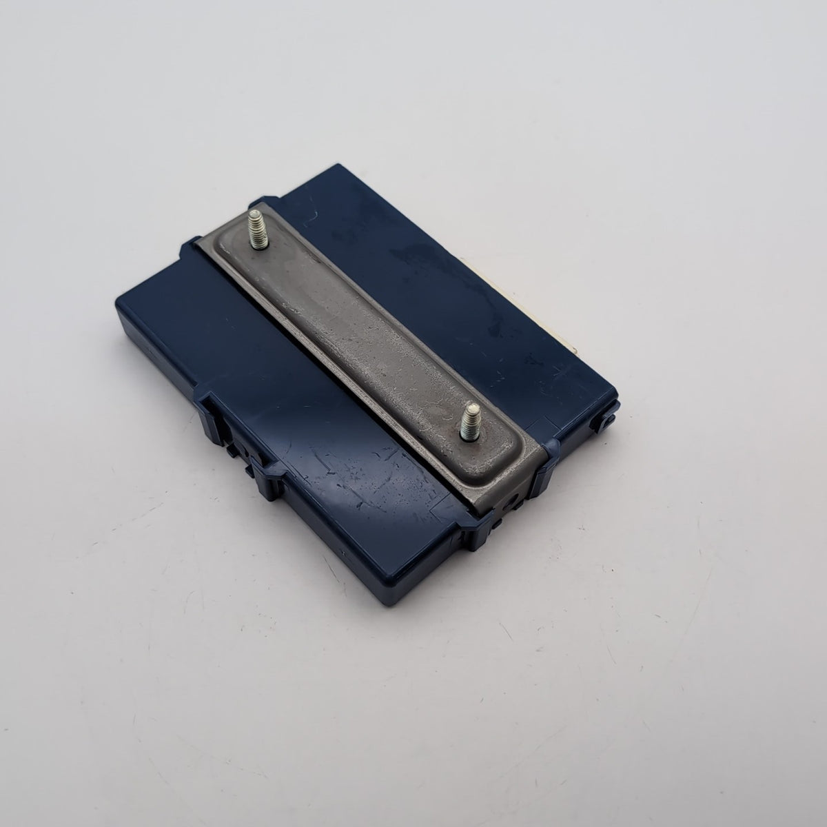 2011 2012 2013 Lexus IS250 IS350 Smart Key Lock Control Module 89990-53131 OEM