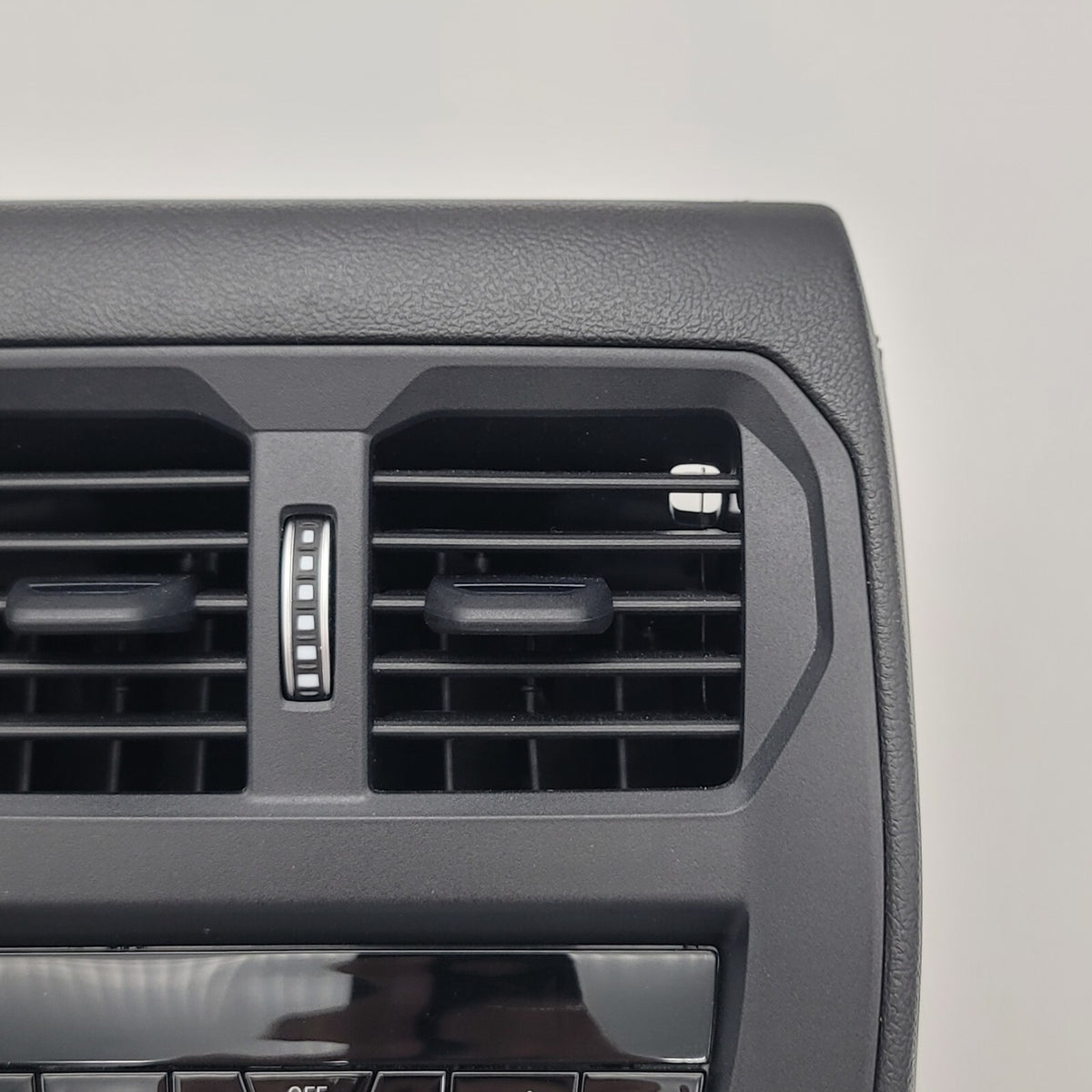 2022 BMW 330I G20 OEM REAR CENTER CONSOLE AC HEATER AIR VENT TYPE C TRIM 7943079