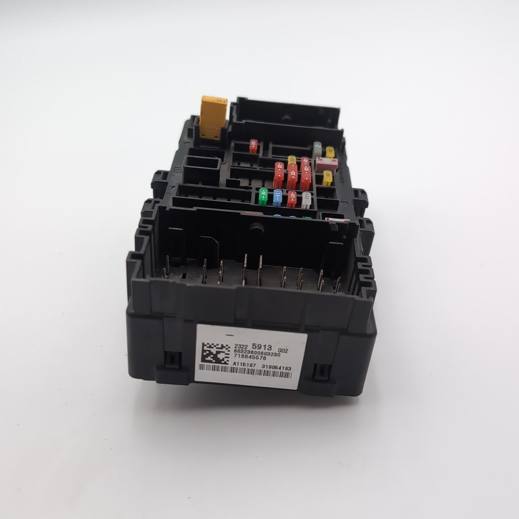 2015 2016 Cadillac Escalade Junction Fuse Box Relay OEM 22864091