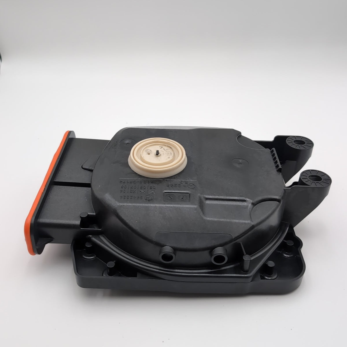 2023 2024 2025 BMW X1 U11 X2 U10 Right Central Bass Speaker ALEV1 OEM 9442224