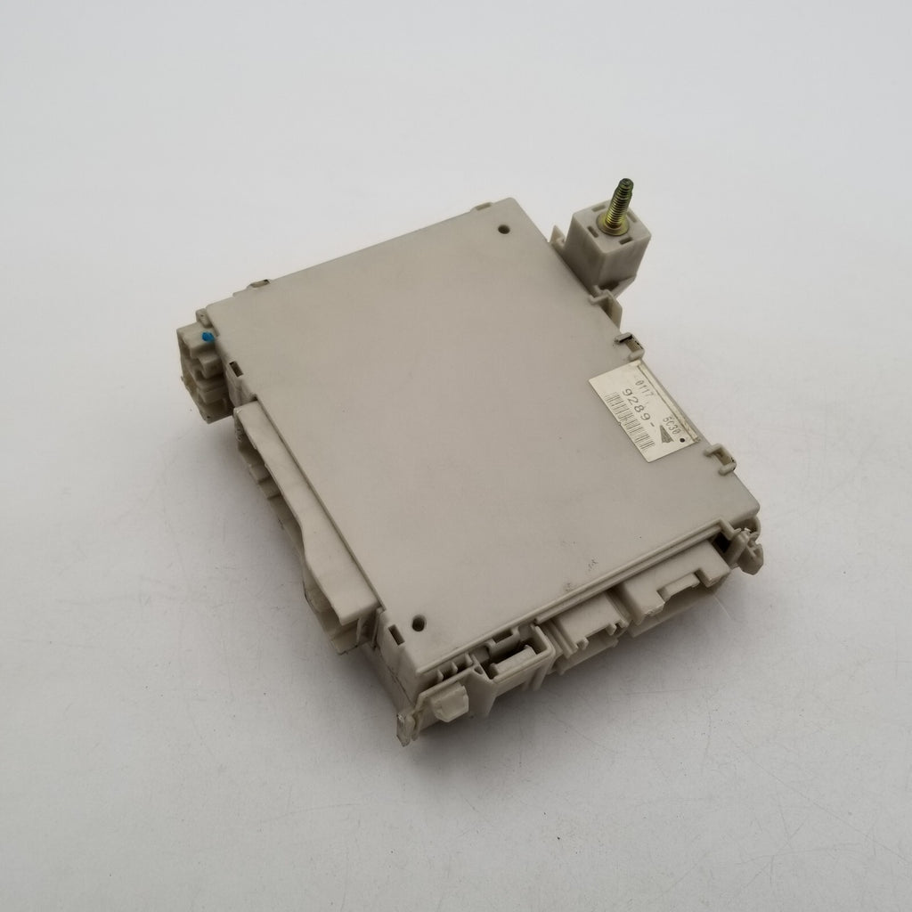 2006- 2011 LEXUS FUSE RELAY JUNCTION BOX GS430 GS350 GS300 OEM