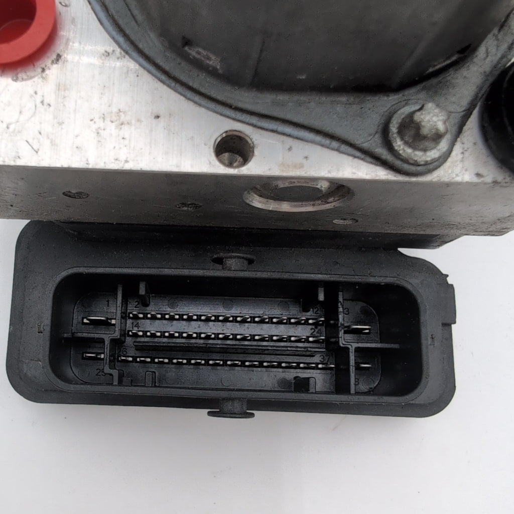2015 2016 2017 2018 2019 Nissan Versa ABS Anti Lock Brake Pump 476609KL0A