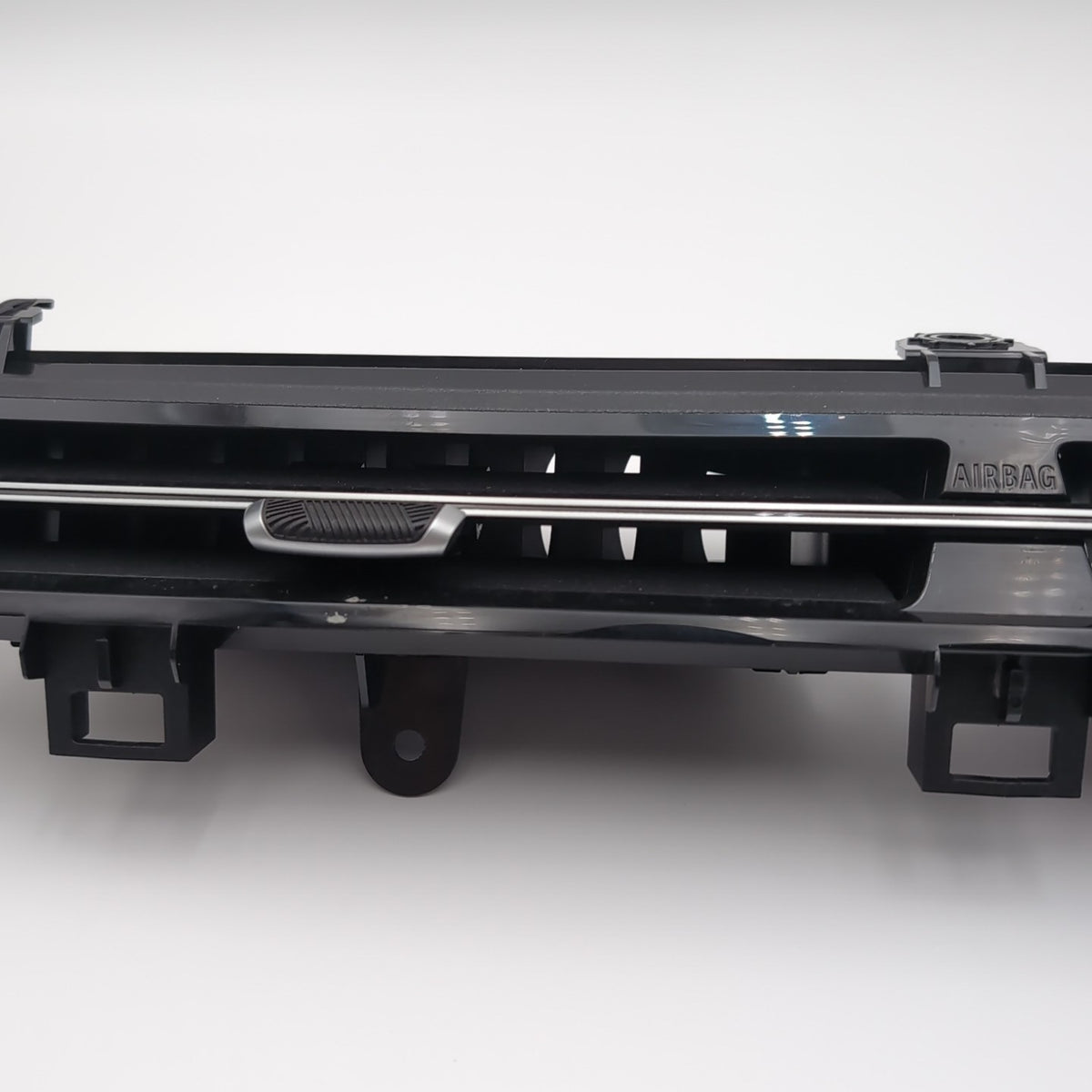 2023 2024 2025 BMW X2 U10 X1 U11 Center Dash Fresh Air Vent Grille 9483383 OEM