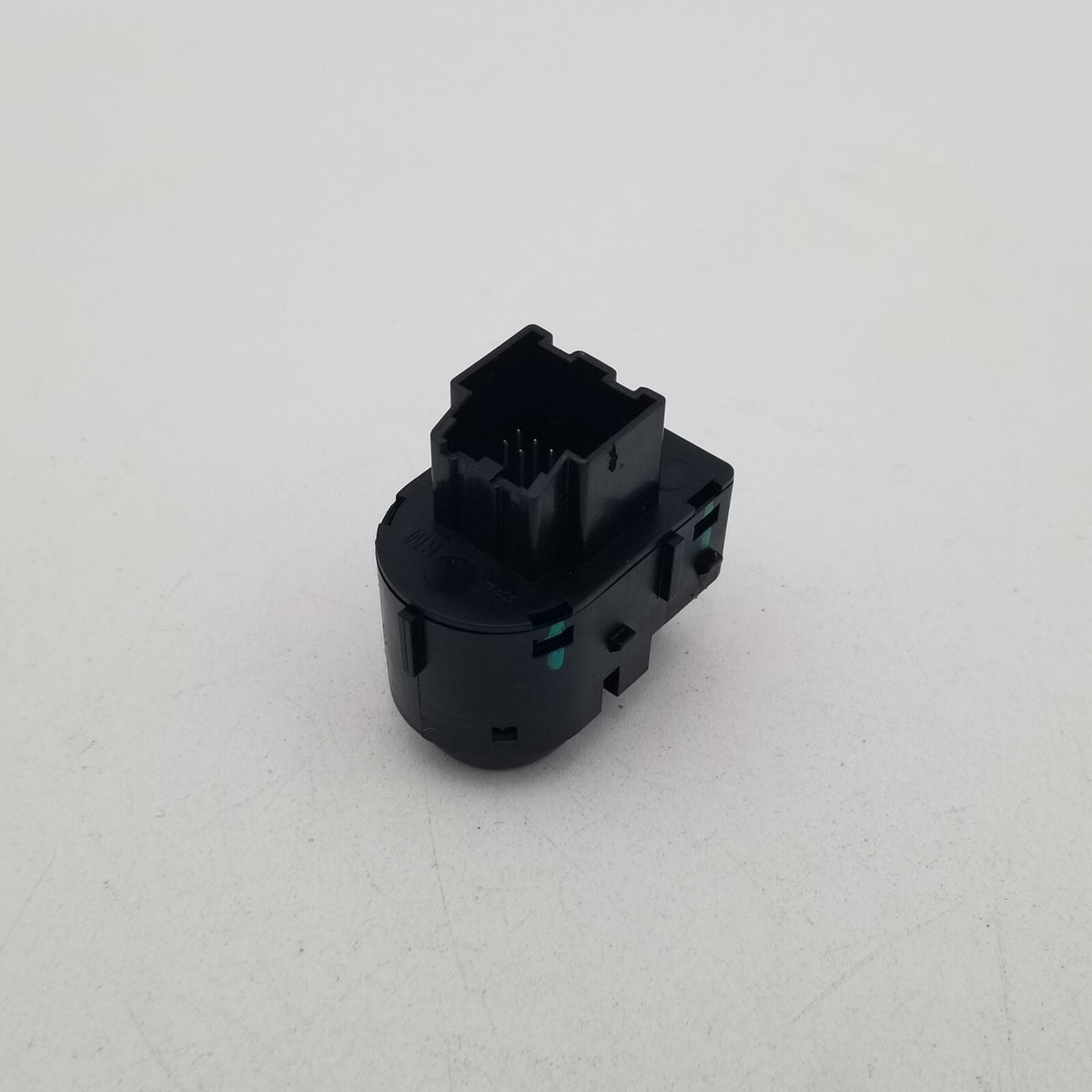 2011- 2017 CHEVROLET EQUINOX Front Driver Master Window Switch OEM 20917599