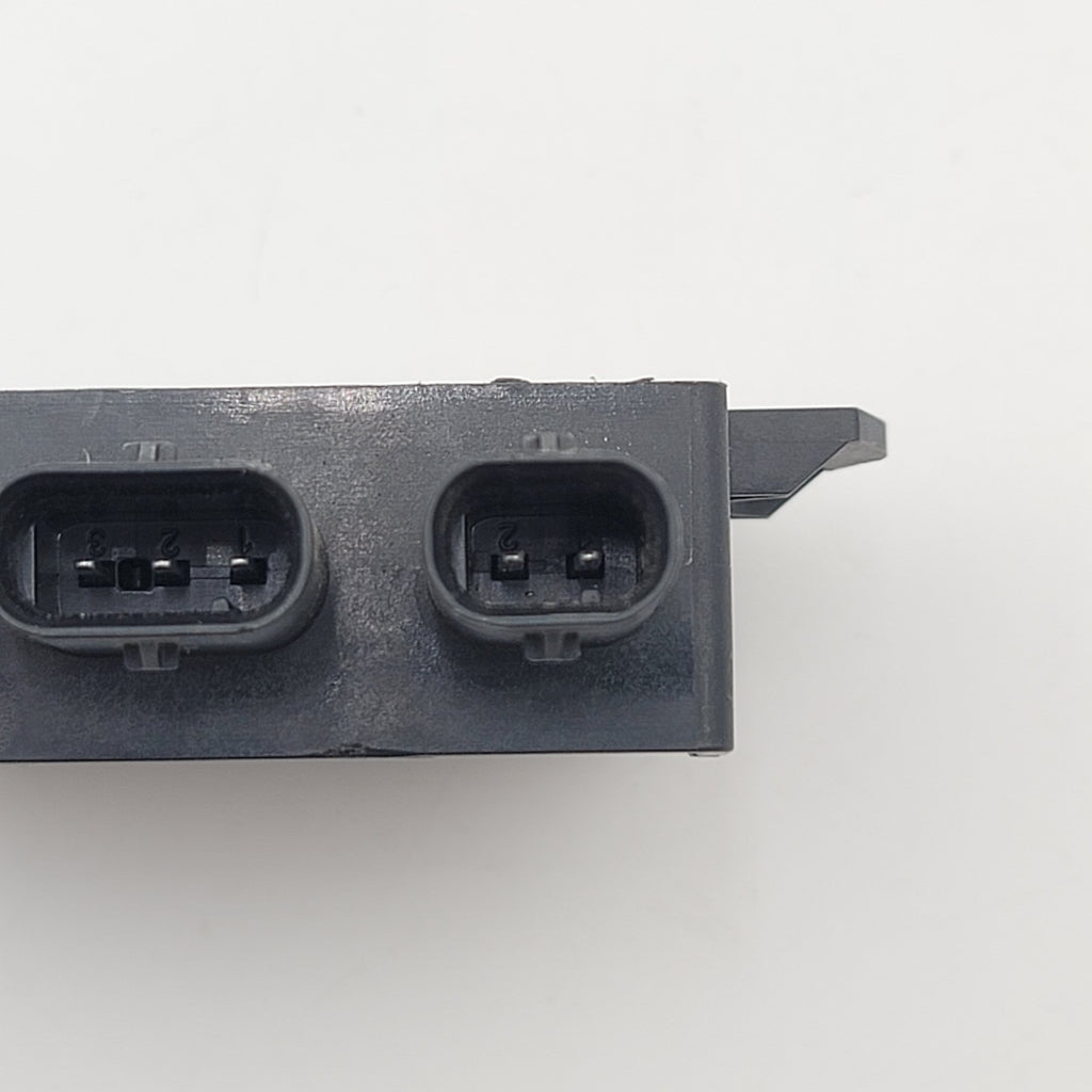 2018 2019 2020 Nissan Rogue Trunk Kick Motion Sensor Control Module 285T17FL1A
