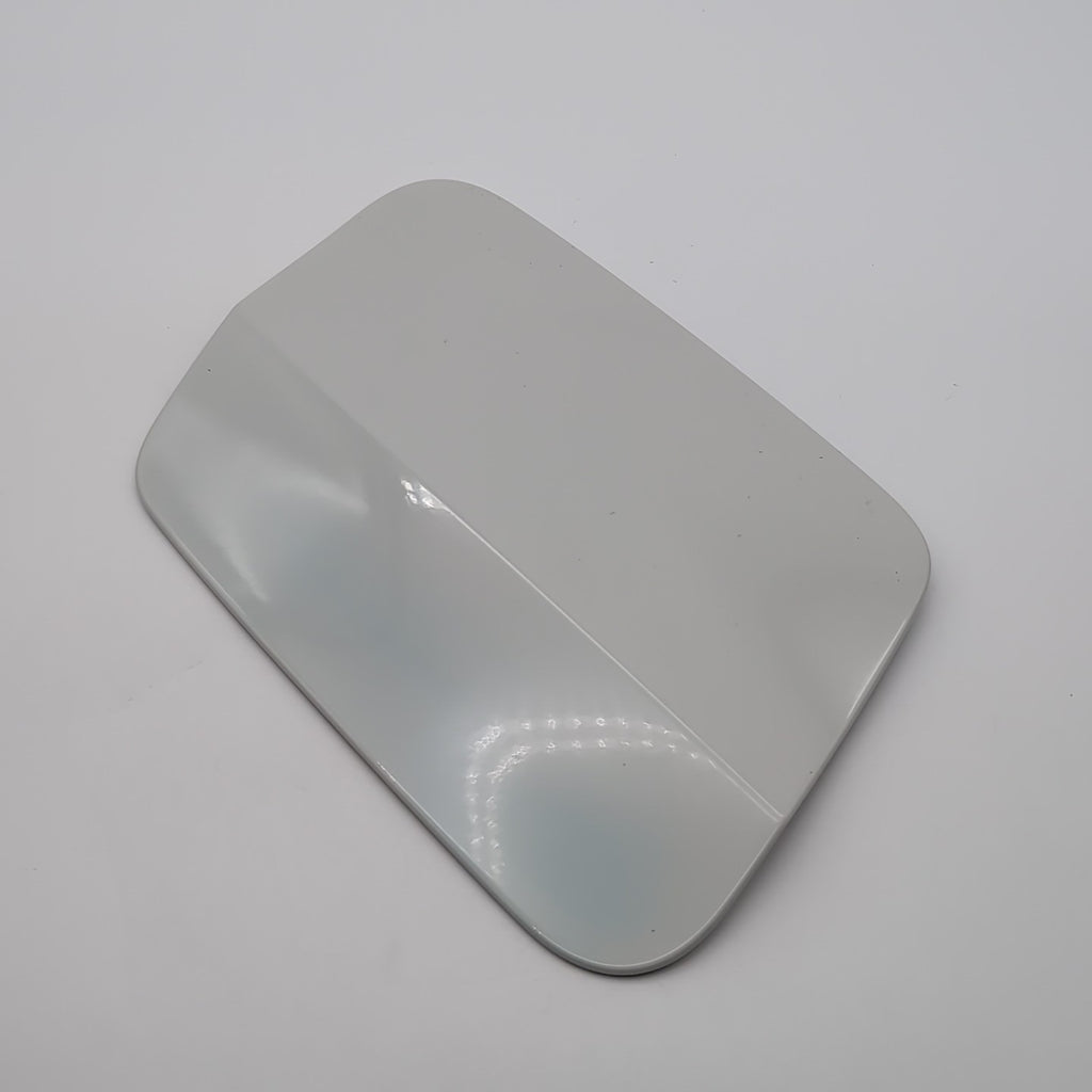 2023 2024 2025 2026 BMW G60 540i 530i Fuel Tank Door Cover Cap Lid Panel 9450295