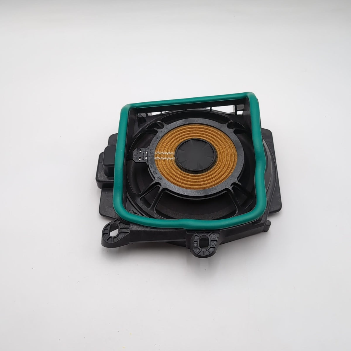 2021 - 2026 BMW G20 G22 G80 G82 G83 Harman Right Bass Subwoofer 2622490