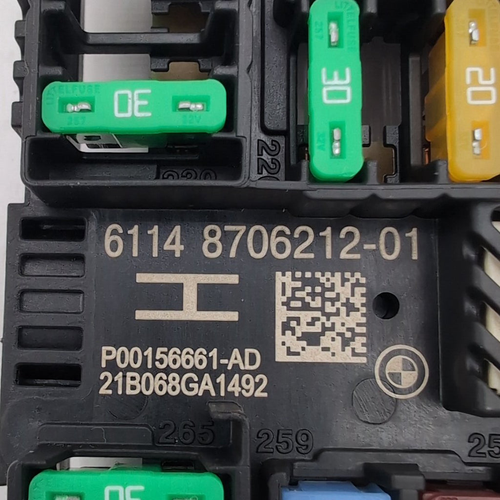 2019 - 2023 BMW X5 X7 Rear Power Distribution Fuse Box 8706212