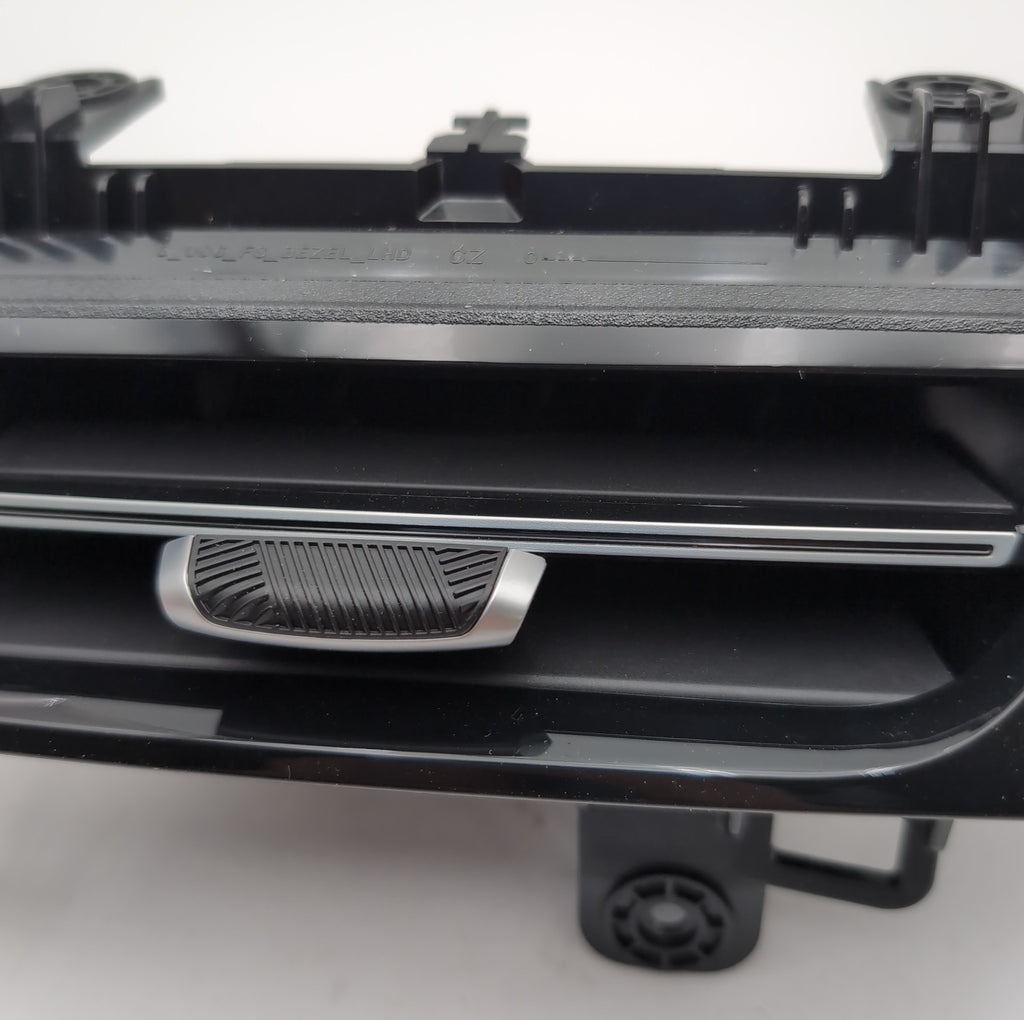 2023 2024 2025 BMW X1 X2 Driver Left Dash AC Heater Air Vent 9483382