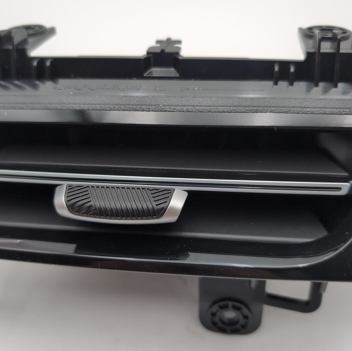 2023 2024 2025 BMW X1 X2 Driver Left Dash AC Heater Air Vent 9483382
