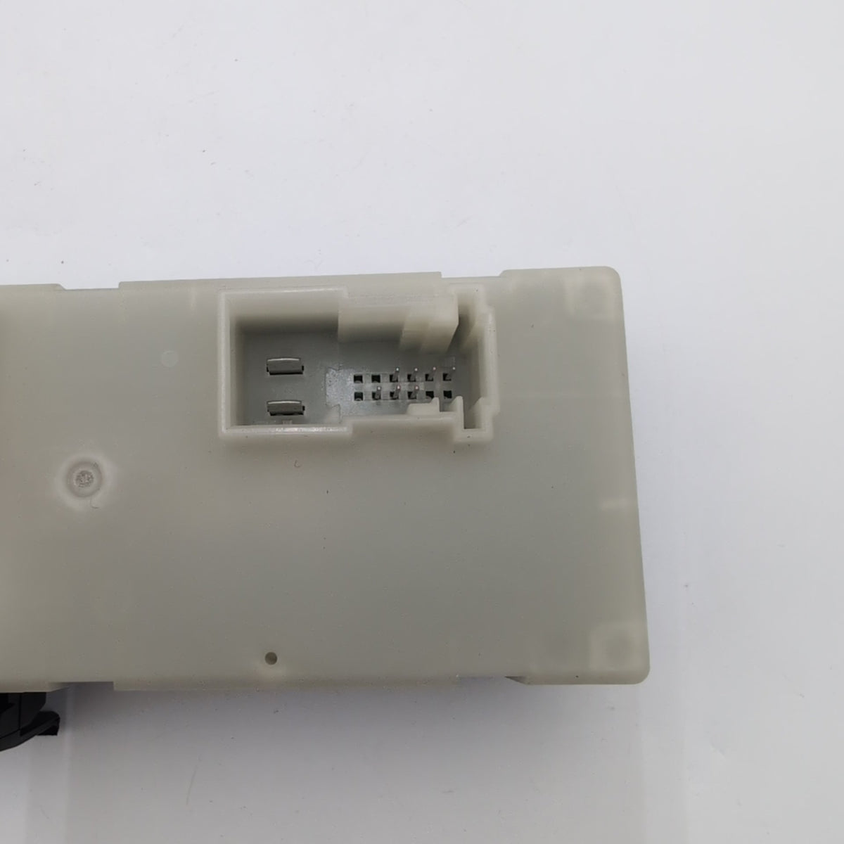 2021 - 2026 BMW G20 G26 G30 M3 X3 X6 X6M Rear Liftgate Trunk Lid Control Module