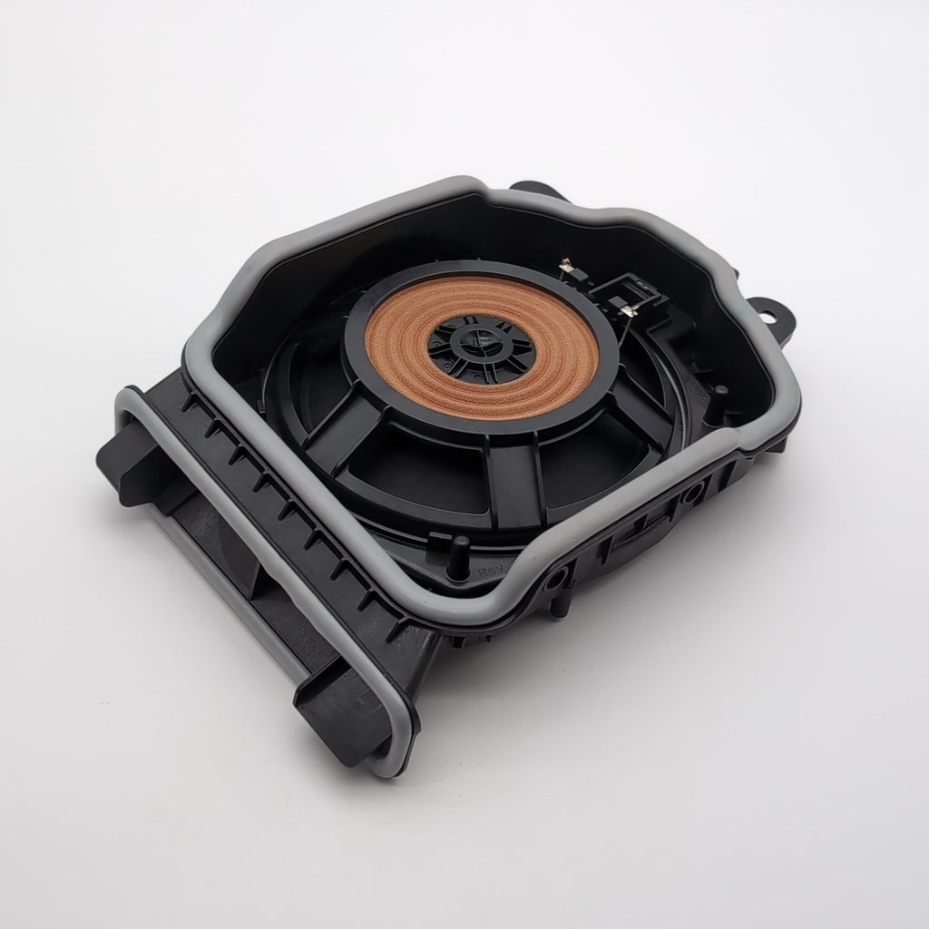 2024 2025 2026 BMW 530i 540i G60 Right Subwoofer Speaker 5A5AF88