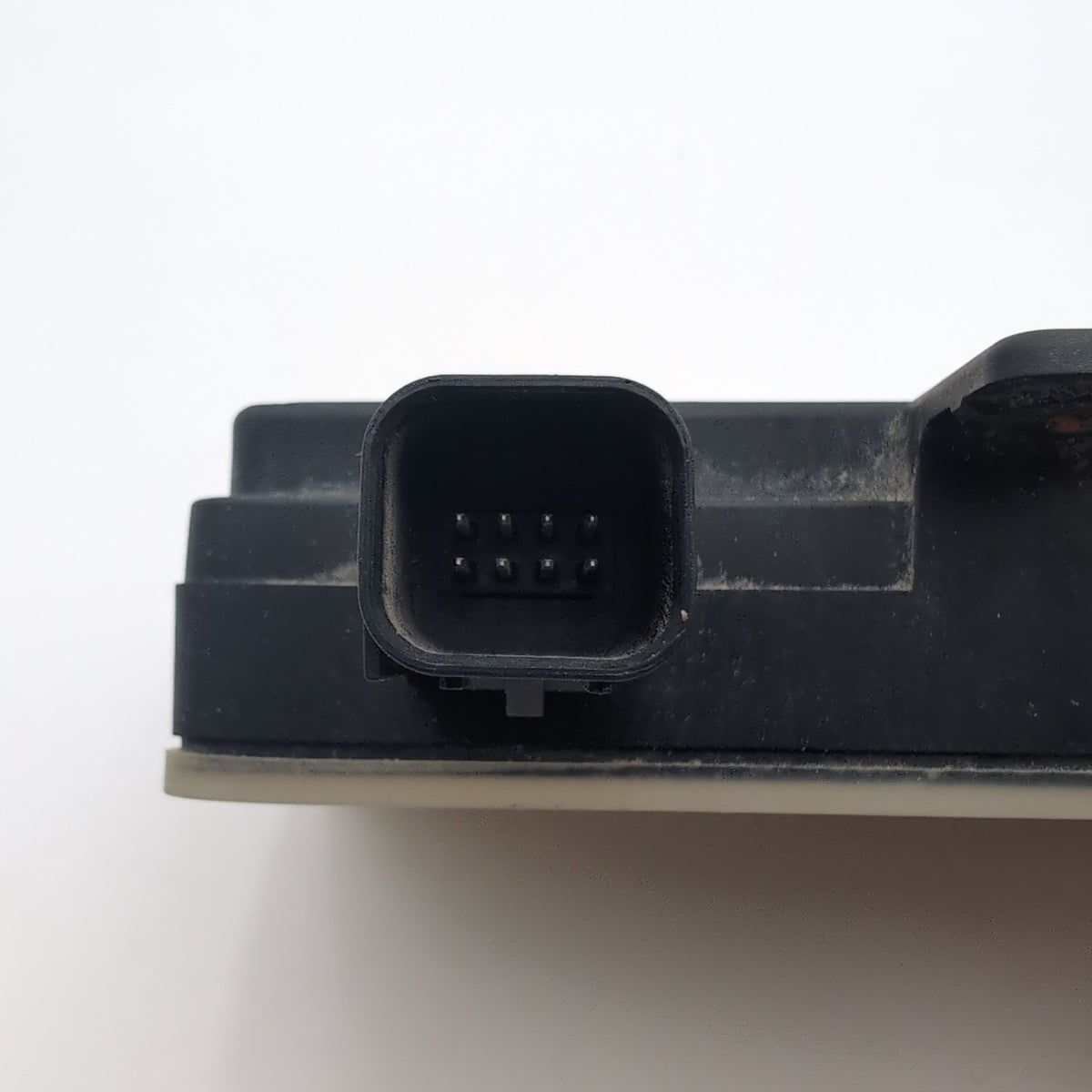 2016 - 2019 Jaguar F-Pace Rear Blind Spot Radar Sensor FW93-14F152-BD