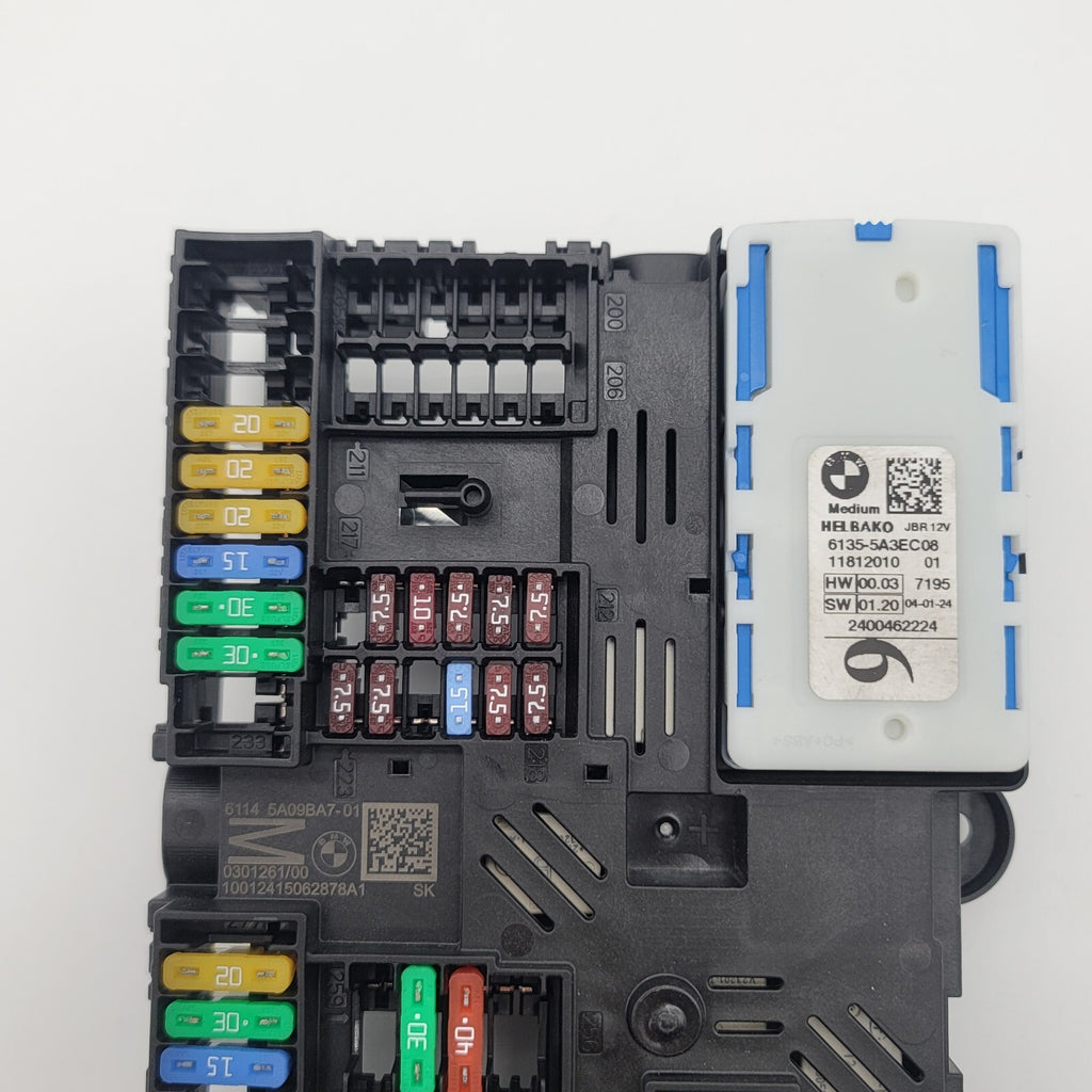 2022 BMW X7 G07 530I G30 G05 5A41BD5 3.0 Hybrid 259kw Fuse Box Module 5A3EC08