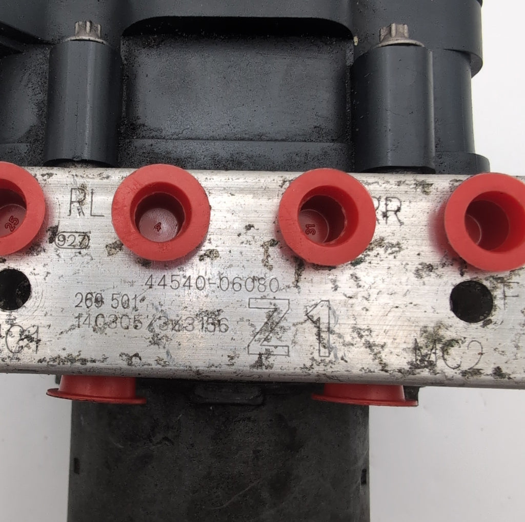 2013 2014 Toyota Camry 2.5L ABS Anti Lock Brake Pump Control Unit 44540-06080