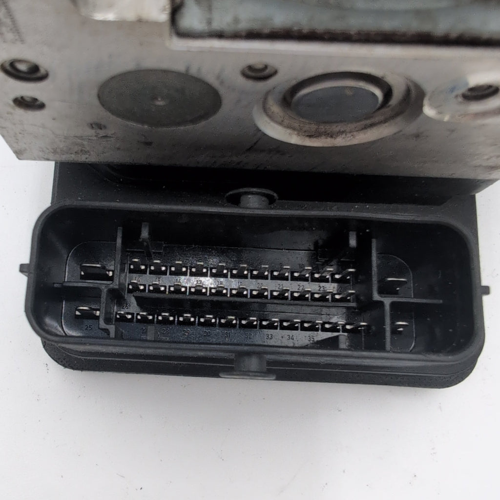 2013 2014 Cadillac XTS 3.6L ABS Anti Lock Brake Pump 23105132