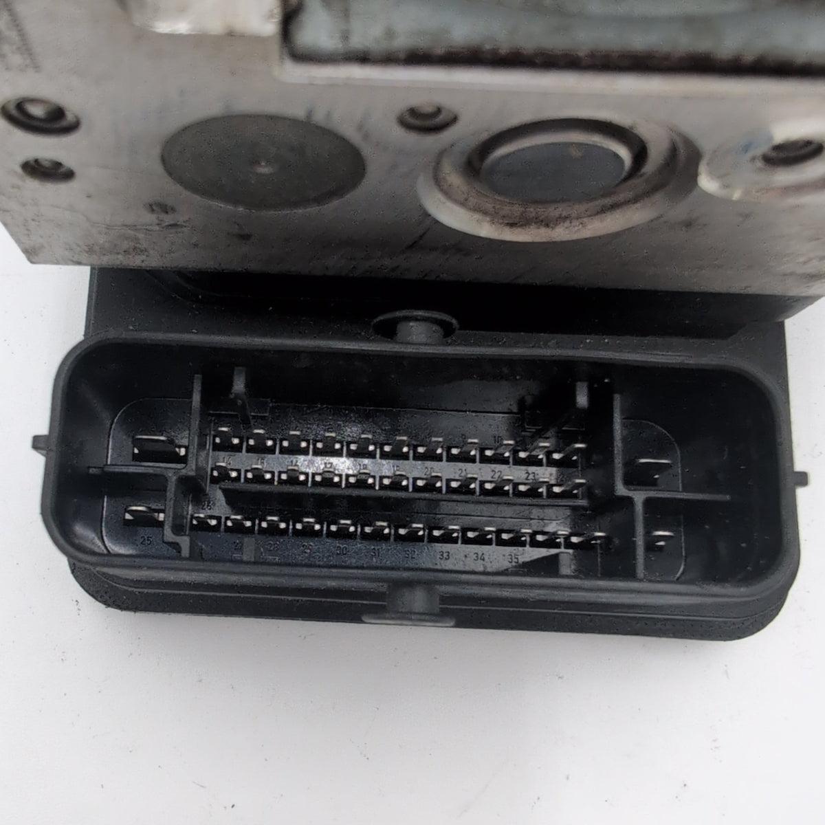 2013 2014 Cadillac XTS 3.6L ABS Anti Lock Brake Pump 23105132
