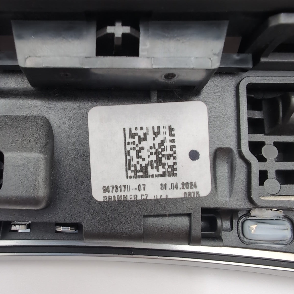 2023 - 2025 BMW X1 U11 Center Console Gear Lever Shifter Panel 9473170 5A8CC87
