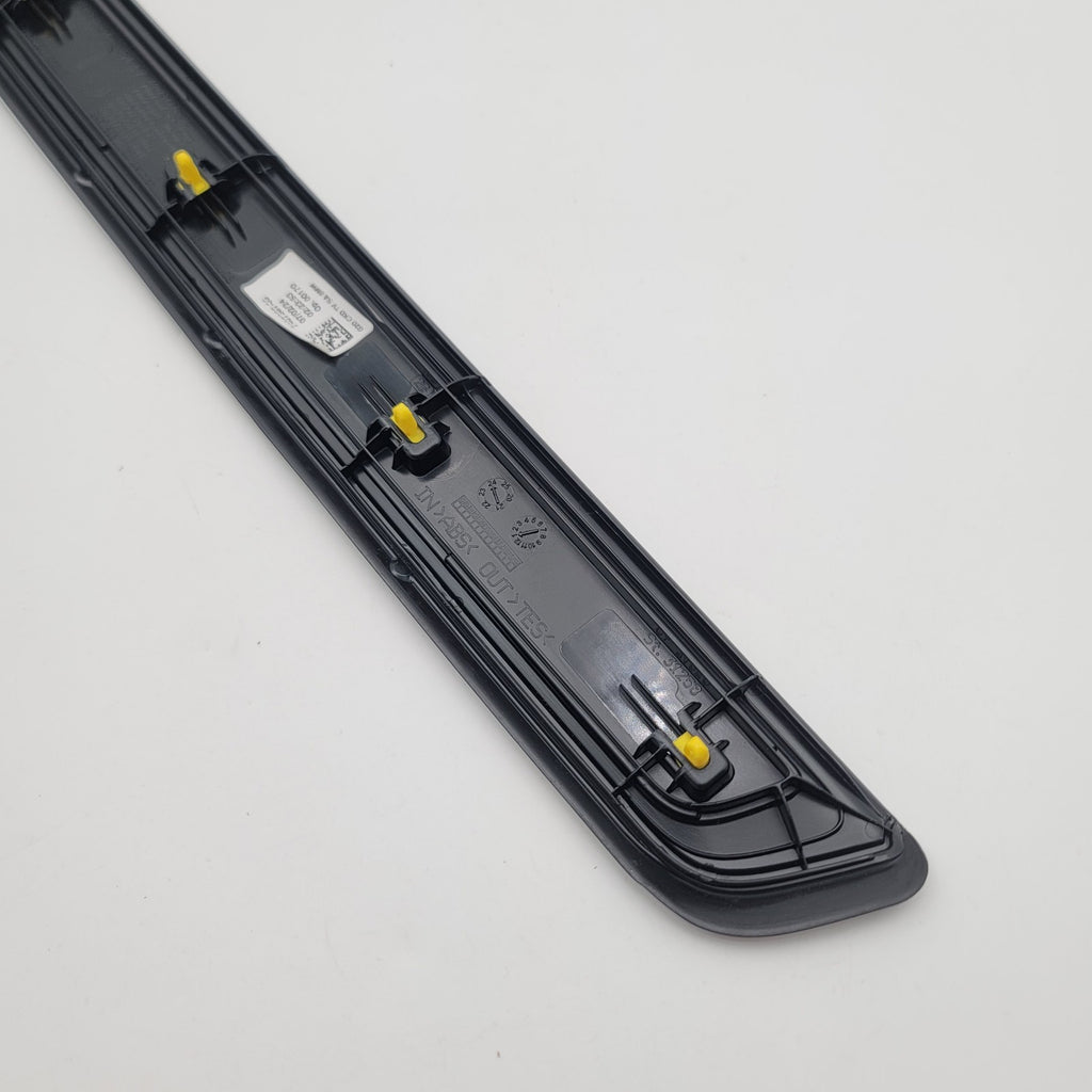 2019 - 2025 BMW G20 G21 G26 Front Left Right Door Trim Molding Sill Set 7407387