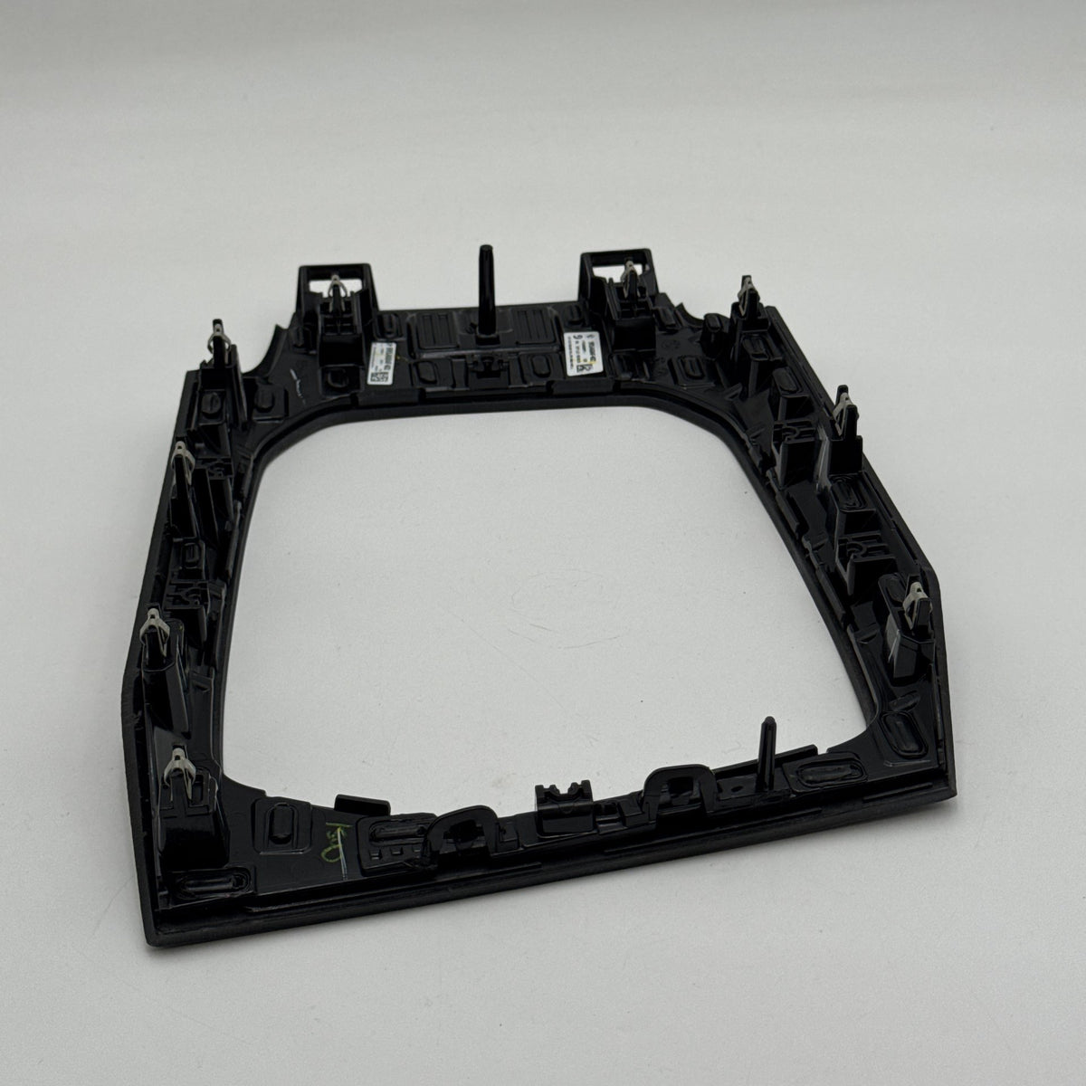 2024 - 2026 BMW 330i G20 G22 G26 Center Console Fineline Open Pore Wood Trim
