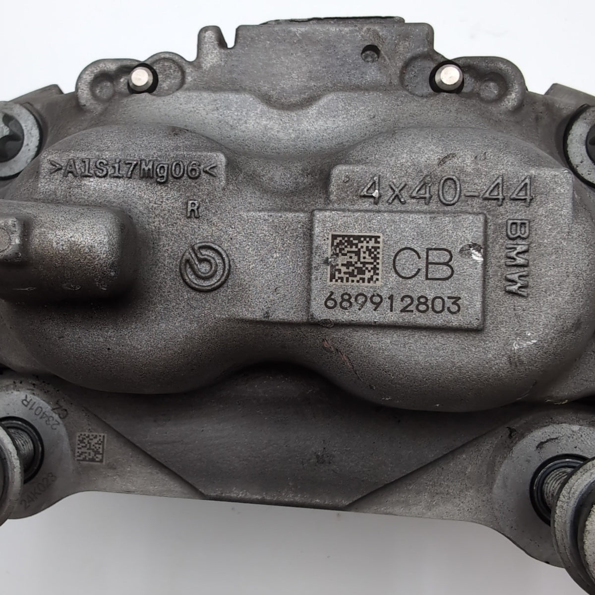 2025 BMW 540ix Front Right Brake Caliper Brembo 6899128