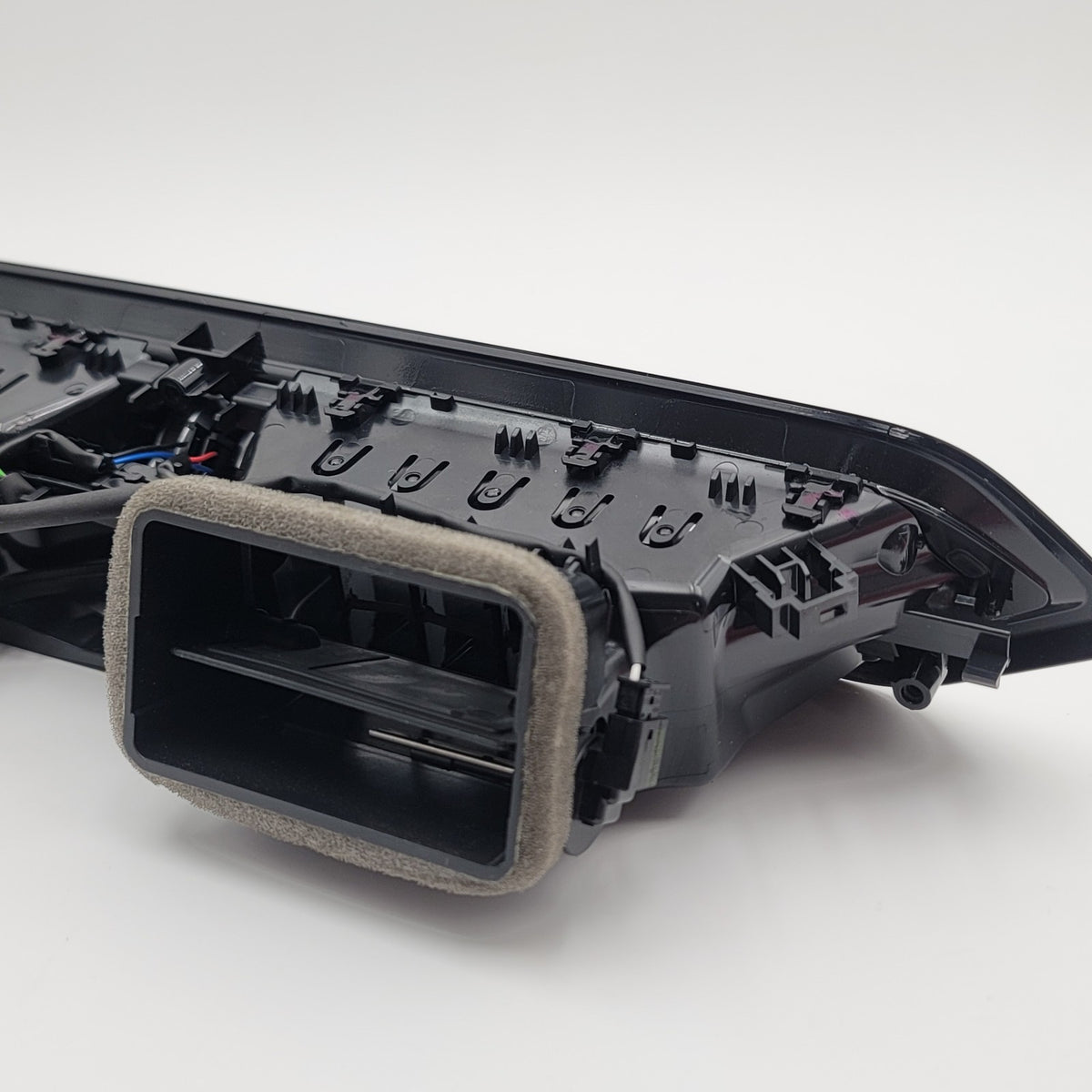 BMW i4 G26 G80 G82 Center Automatic Climate AC Air Vent Grille OEM 5A04CE2