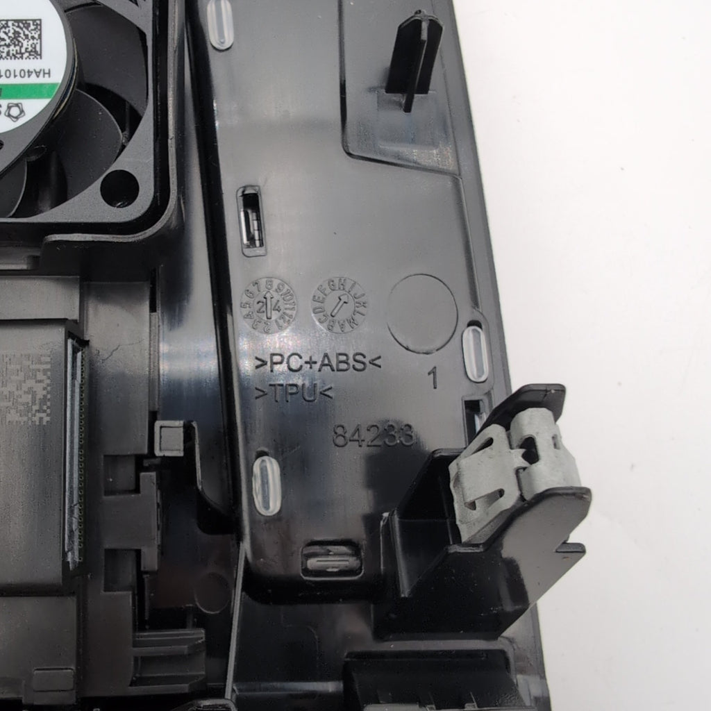 2022 - 2026 BMW X1 X2 Front Wireless Phone Charing Pad Tray 5A22F51 5B52225