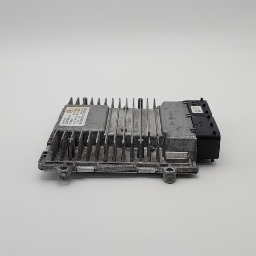 2015 Kia Optima OEM Electronic Control Module ECM 39138-2gbj2 2.4L