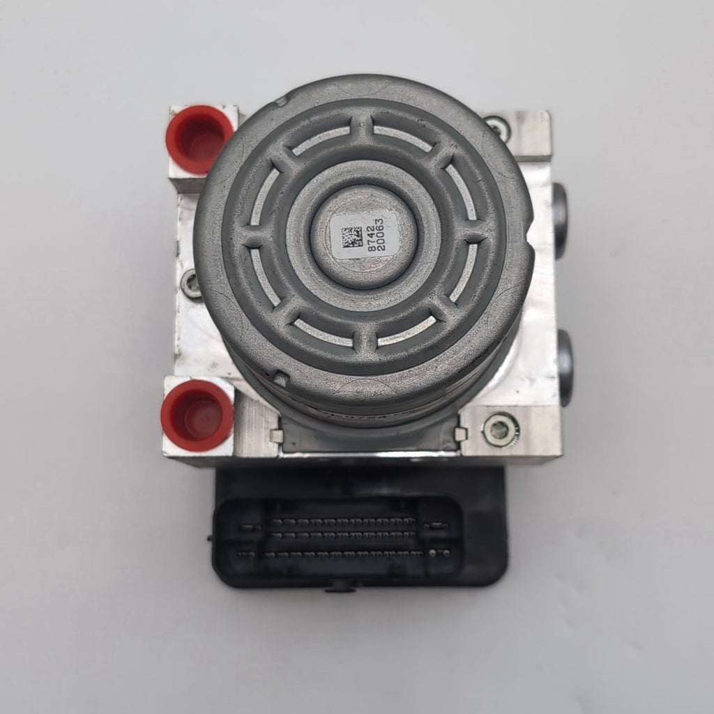 2017 2018 Cadillac CTS ABS Anti Lock Brake Pump Control Unit OEM 84100724