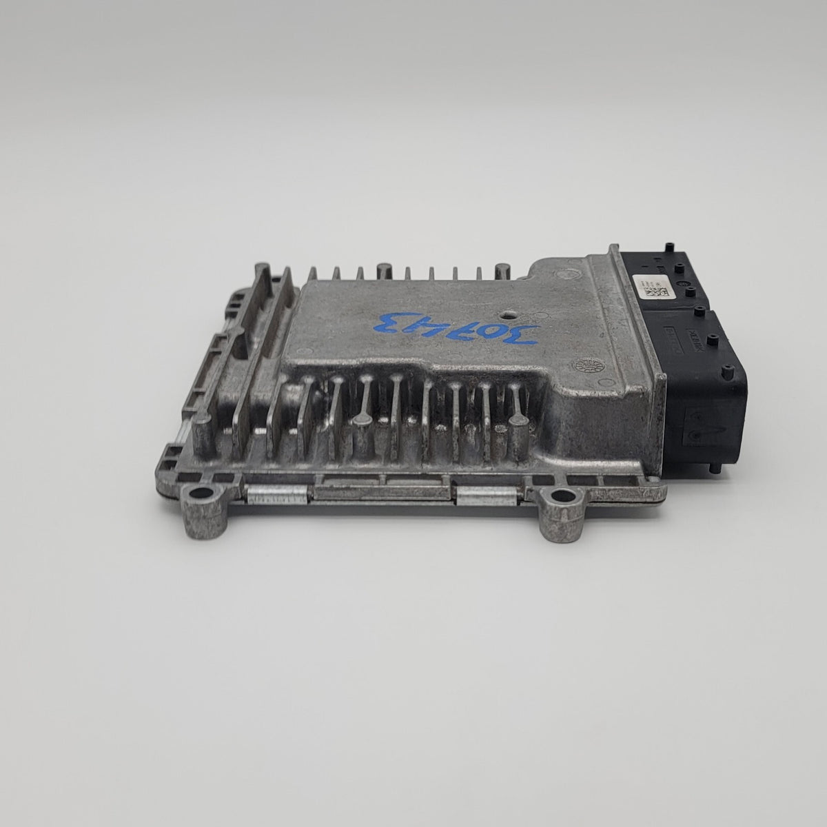 2020 2021 Kia Soul Engine Computer Control Module ECU 39172-2ELC0