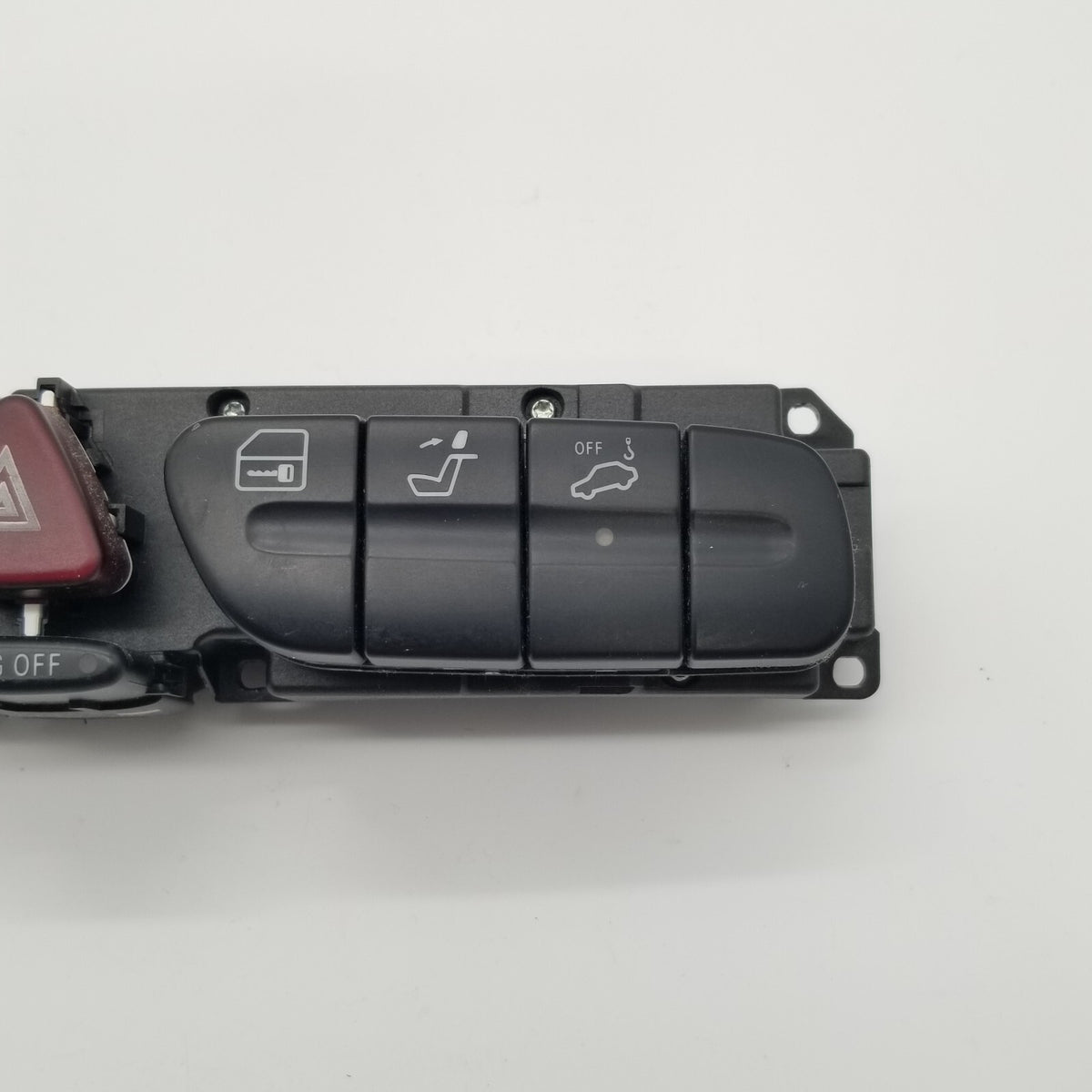 01-04 Mercedes W203 C320 Dashboard Dash Hazard Light Control Switch Panel OEM