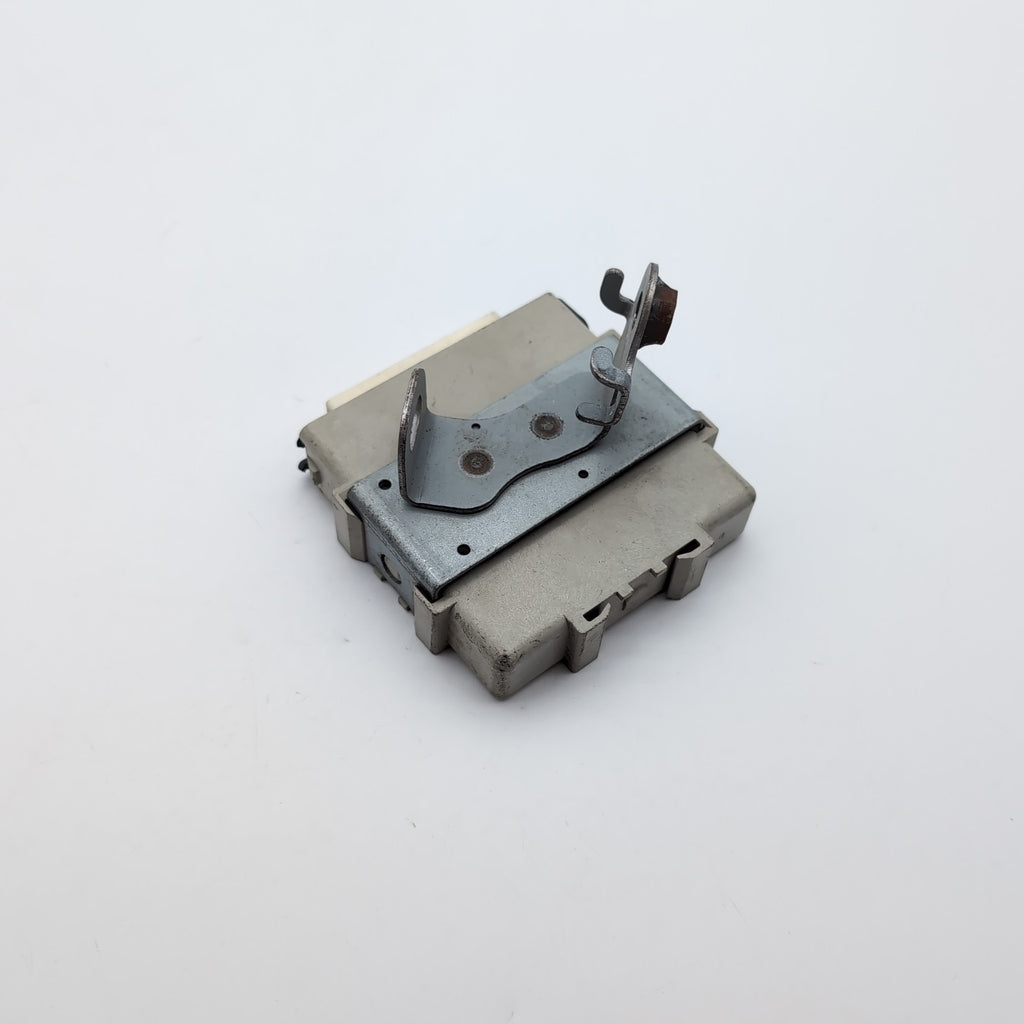 2013- 2018 Lexus ES350 ES300h Headlight Leveling Control Module 89940-33290