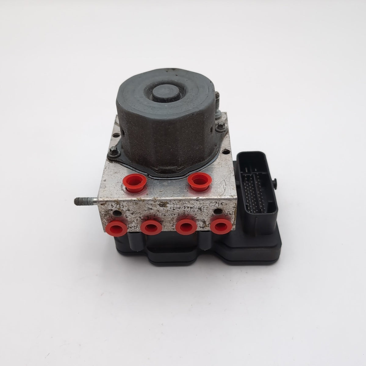 2014 2015 Mercedes CLA250 W117 ABS 2.0L Anti-Lock Brake Pump A0094315212