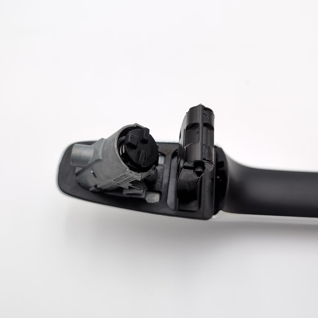 2018- 2025 VOLVO XC60 FRONT LEFT DRIVER SIDE DOOR OUTSIDE HANDLE