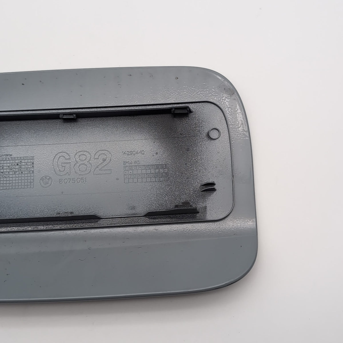2021 2022 2023 2024 2025 BMW M4 G82 Fuel Tank Door Cover Cap Lid Flap 8075051