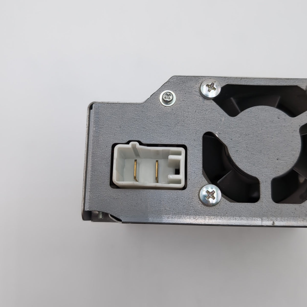 2007- 2014 TOYOTA FJ CRUISER AC DC POWER CONVERTER INVERTER MODULE 86210-35040