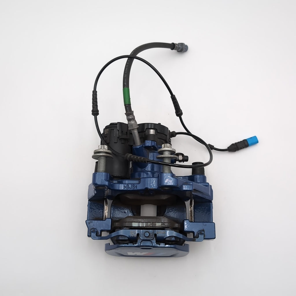 2025 BMW 550E M Sport Rear Right Brake Caliper OEM 8834276