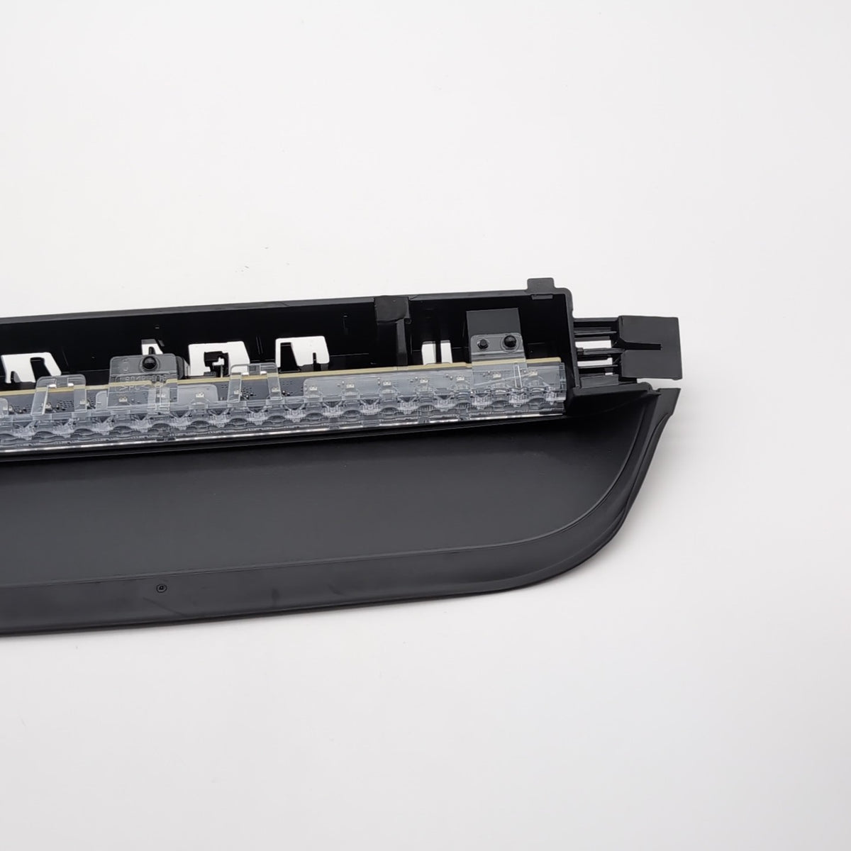 2021 - 2025 BMW M440i 430i G26 Rear High Mounted Third 3rd Brake Light 7477630