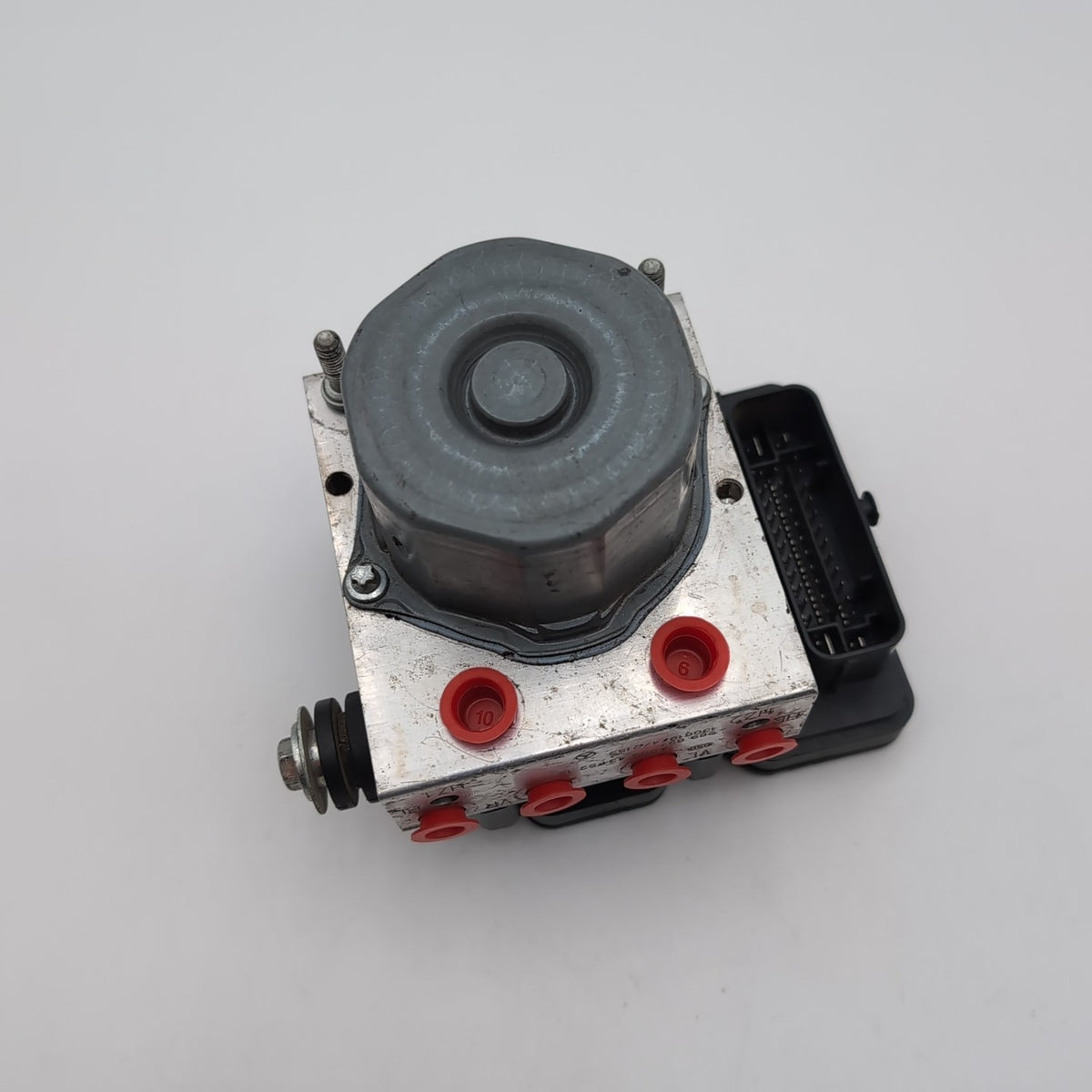 2014 2015 Mercedes CLA250 W117 2.0L Anti-Lock Brake ABS Pump Module A0094315212