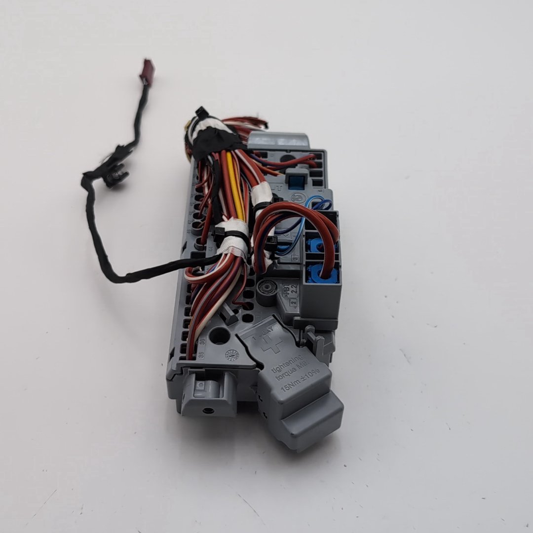 2021 - 2026 BMW M340i G20 G09 G80 G42 G87 Front Power Distribution Fuse Box