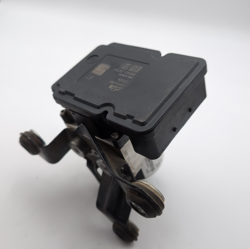 2016 2017 Toyota Tundra 4x2 ABS Anti Lock Brake Pump 44500-0C421