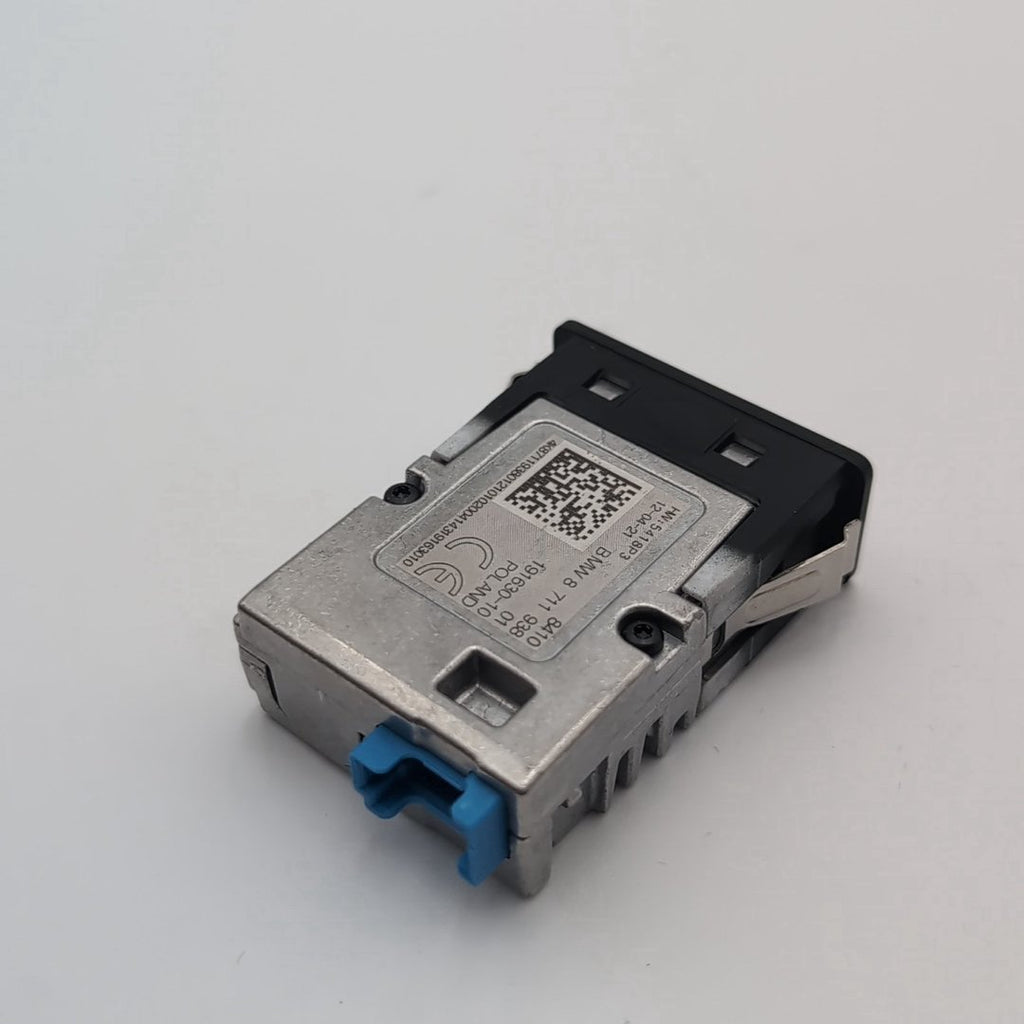 2019 - 2023 BMW G30 G80 G82 G11 G12 X1 X3 X4 Dual USB Port Bush Socket 8711938