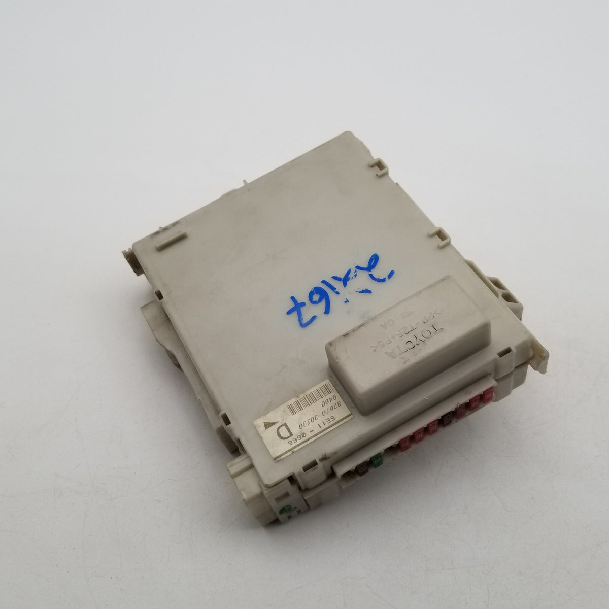 2006- 2011 LEXUS FUSE RELAY JUNCTION BOX GS430 GS350 GS300 OEM