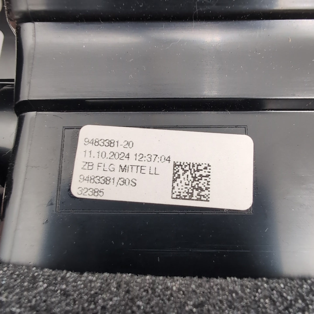 2023 2024 2025 BMW 2' U06 X1 X2 Center Dash Air Vent Trim Aluminum Mesh 9636251